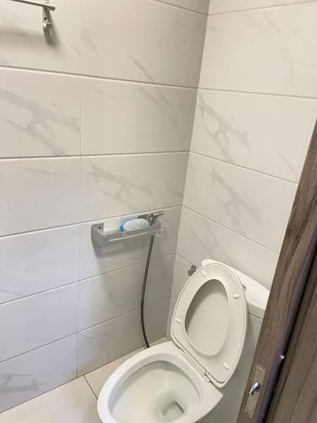 Apartment for Rent at Regalia Park @ Forest City - Alex Cheah - Toilet - PropertyGuru.com.my