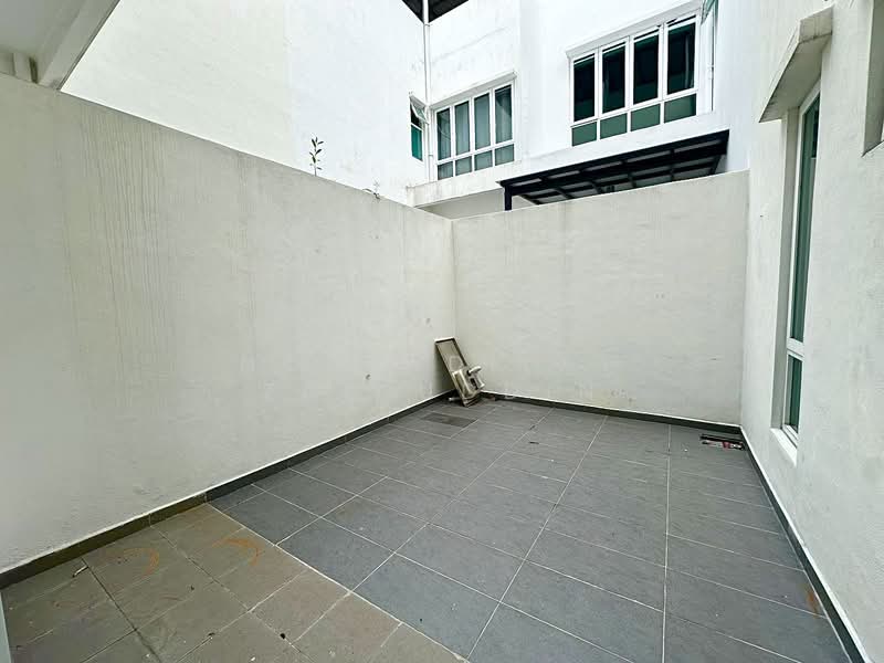 Rumah Berkembar untuk Dijual di Bandar Bukit Raja (Klang) - NORFADILAH ZAINUDDIN - Exterior - PropertyGuru.com.my
