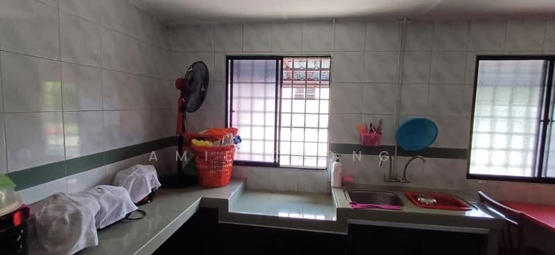 1-storey Terraced House for Sale in Taman Pusing Mewah (Pusing) - Amie Chong - Kitchen - PropertyGuru.com.my