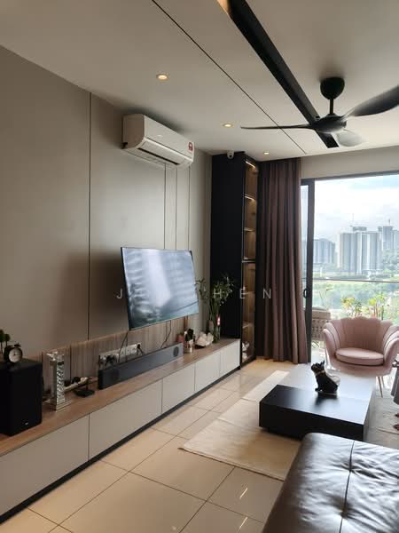 Kondominium untuk Dijual di Anjali North Kiara - Jo Chen - Living Room - PropertyGuru.com.my