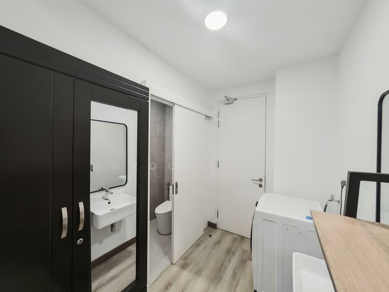 Service Residence for Rent at Cubic Botanical - Gordon Tong - Bathroom - PropertyGuru.com.my