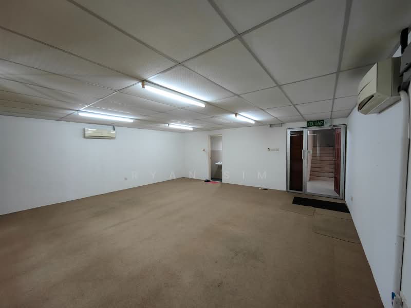 Office for Sale in Tanjung Tokong (Penang) - Ryan Sim - Interior - PropertyGuru.com.my