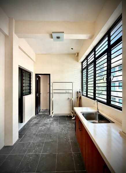 Kondominium untuk Dijual di Alila Horizons Condominium - KK Kwok - Balcony - PropertyGuru.com.my