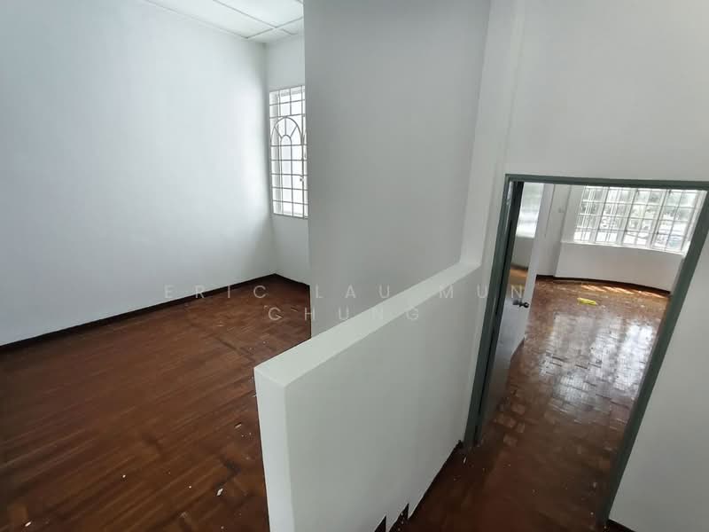 2-storey Terraced House for Sale in Taman Wawasan (Puchong) - Eric Lau Mun Chung - Interior - PropertyGuru.com.my