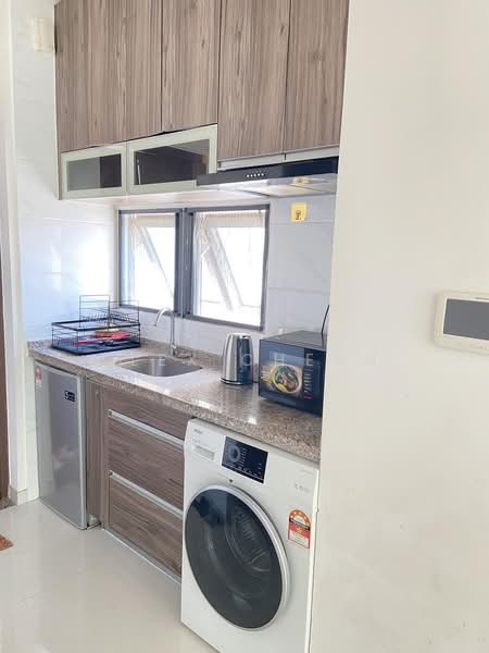 Apartment for Rent at Regalia Park @ Forest City - Alex Cheah - kitchen - PropertyGuru.com.my