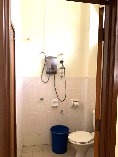 2-storey Terraced House for Sale in Bandar Putra (Kulai) - Janice Foo - Bathroom - PropertyGuru.com.my