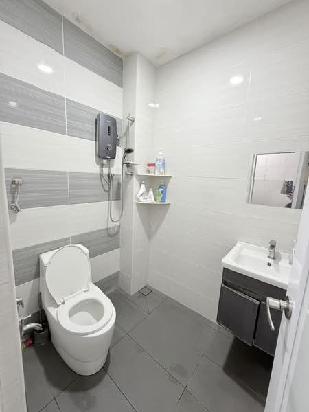 2-storey Terraced House for Sale in Taman Sri Andalas (Klang) - Zenny Lim - Bathroom - PropertyGuru.com.my