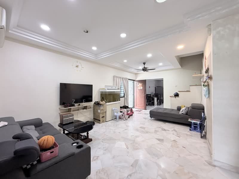 2-storey Terraced House for Sale in Taman Sri Andalas (Klang) - Zenny Lim - Living Room - PropertyGuru.com.my
