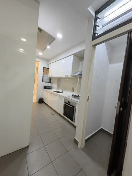 Condominium for Sale at Verdana @ North Kiara - Jo Chen - Kitchen - PropertyGuru.com.my
