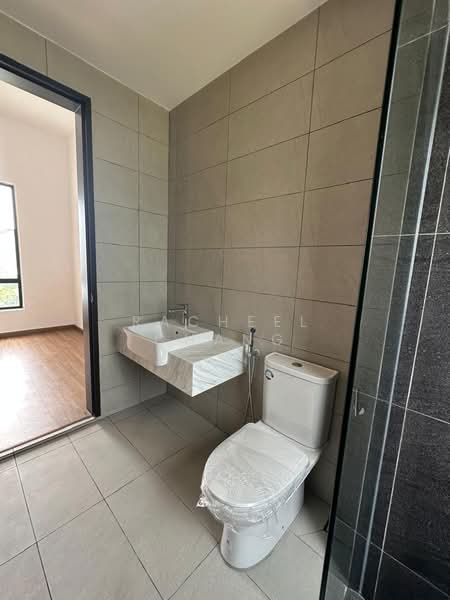 Rumah Berkembar untuk Dijual di Bandar Tropicana Aman (Telok Panglima Garang) - Racheel Chang - PropertyGuru.com.my