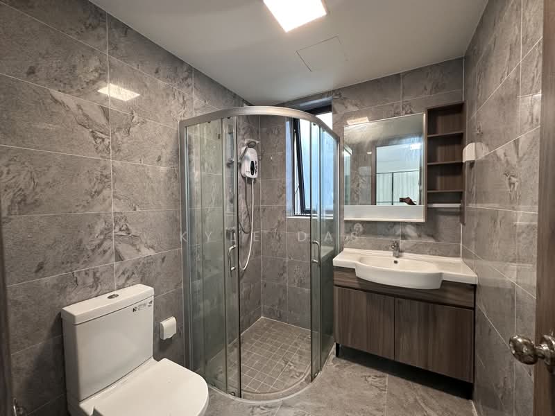 Cluster House for Rent in Forest City (Gelang Patah) - Kyle Das - Bathroom - PropertyGuru.com.my