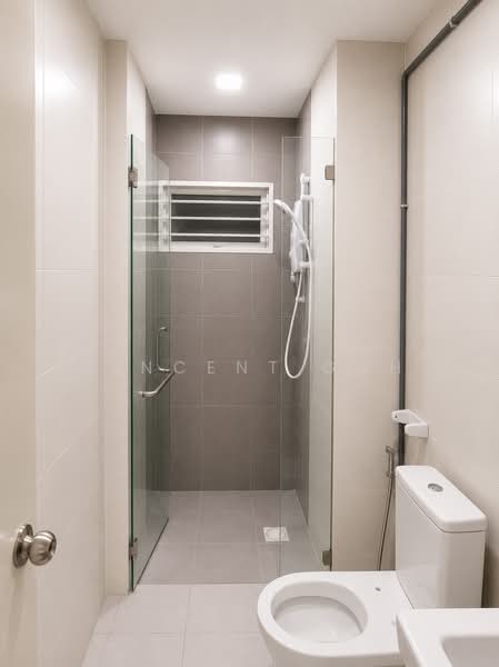 Kondominium untuk Dijual di First Residence (Residensi Unggul) - Vincent Goh - Bathroom - PropertyGuru.com.my