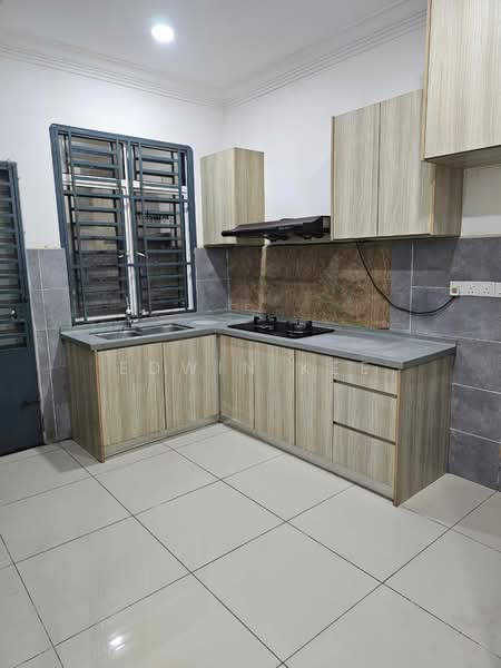 Rumah Berkembar untuk Dijual di Sikamat (Negeri Sembilan) - EDWIN KEE - Kitchen - PropertyGuru.com.my