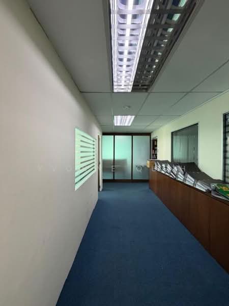 Pejabat untuk Dijual di Kelana Jaya (Petaling Jaya) - Yvonne Quah - Corridor - PropertyGuru.com.my