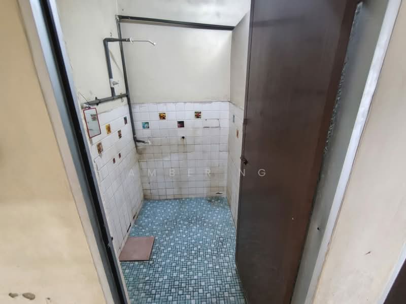 1-storey Terraced House for Sale in Taman Setapak (Setapak) - Amber Ng - Bathroom - PropertyGuru.com.my