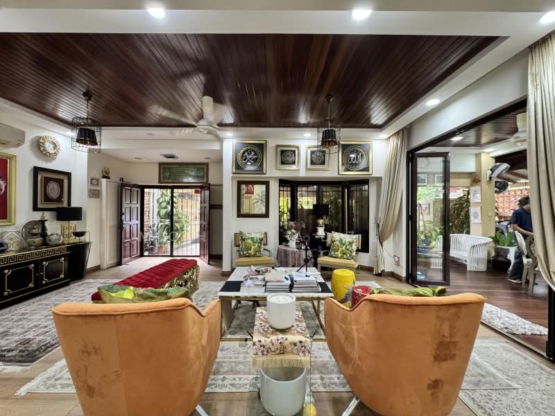 2-storey Terraced House for Sale in Seksyen 13 (Shah Alam) - Mohd Fadzli - Living Room - PropertyGuru.com.my