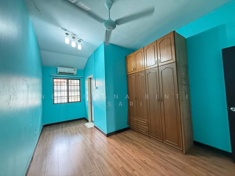 Rumah Teres 2 Tingkat untuk Disewa di Denai Alam (Shah Alam) - Nurliyana Binti Busari - Bedroom - PropertyGuru.com.my