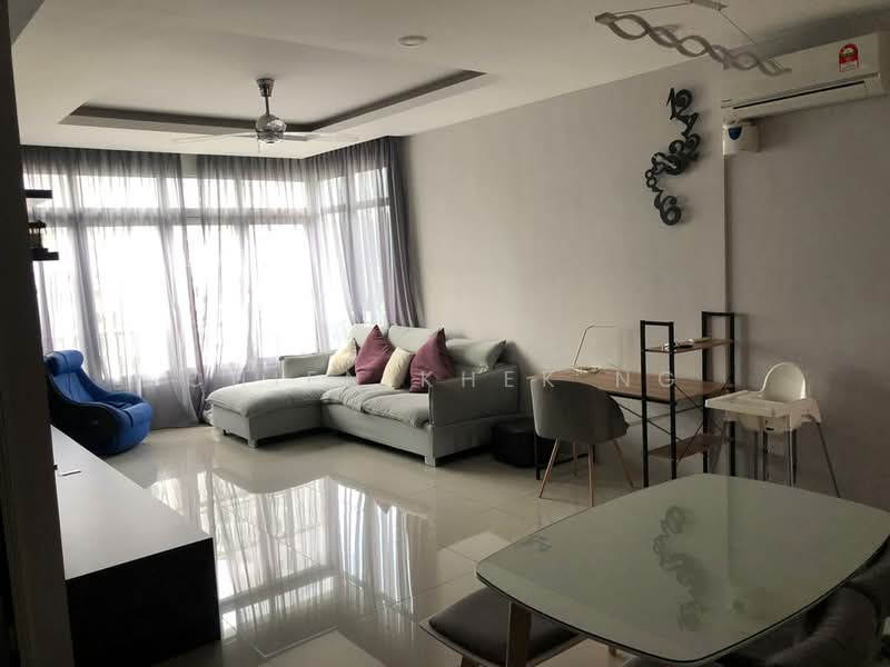 Kondominium untuk Dijual di The Peak Residences - Chien Khek Ng - Living Room - PropertyGuru.com.my