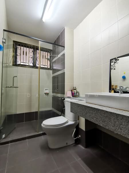 2-storey Terraced House for Sale in Bandar Damai Perdana (Cheras) - Danilo Lim - Bathroom - PropertyGuru.com.my