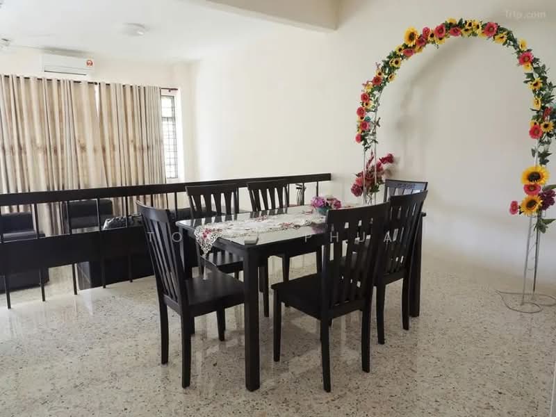 2-storey Terraced House for Sale in Taman Perling (Perling) - Tommy Phua - Dining Room - PropertyGuru.com.my