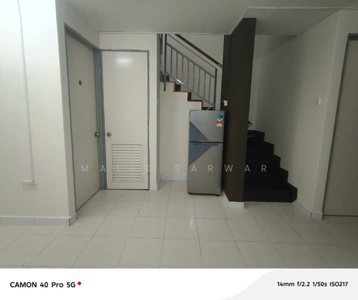 Condominium for Rent at Cyberia Smart Homes - Malik Sarwar - Interior - PropertyGuru.com.my