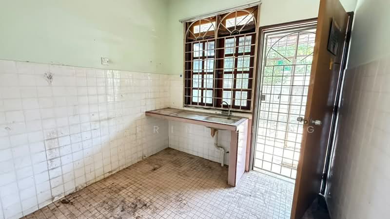 2-storey Terraced House for Sale in Rawang (Selangor) - Katherine Leong - Kitchen - PropertyGuru.com.my
