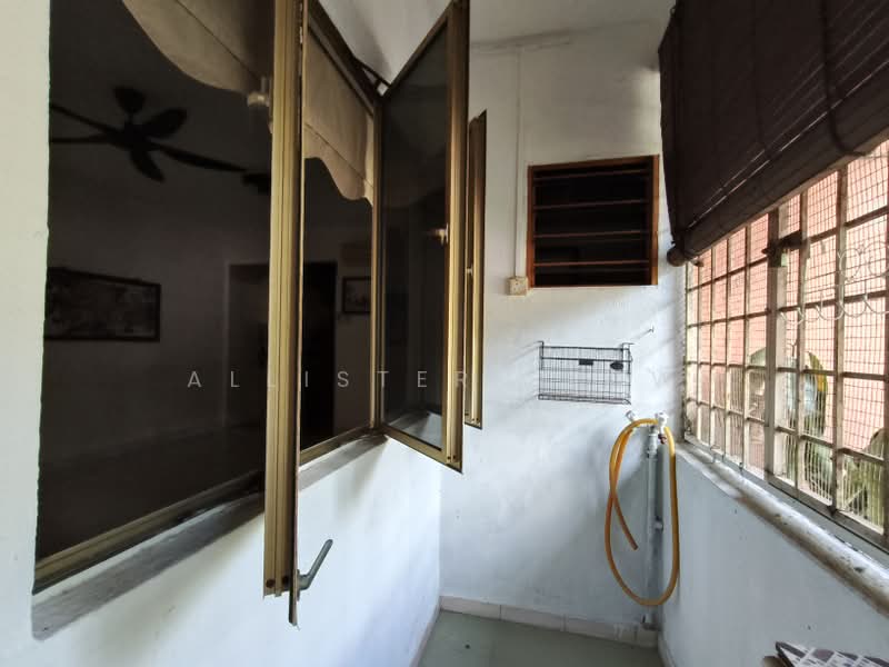 Pangsapuri untuk Dijual di Pangsapuri Sri Kemuning - Allister Seow - Balcony - PropertyGuru.com.my