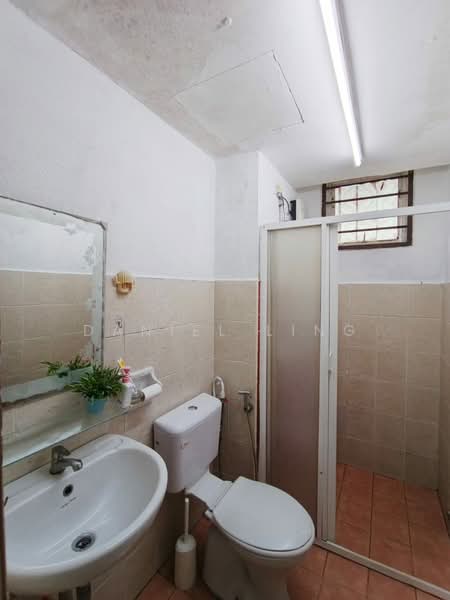 Apartment for Rent at Pulai View - Daniel Ling - Bathroom - PropertyGuru.com.my