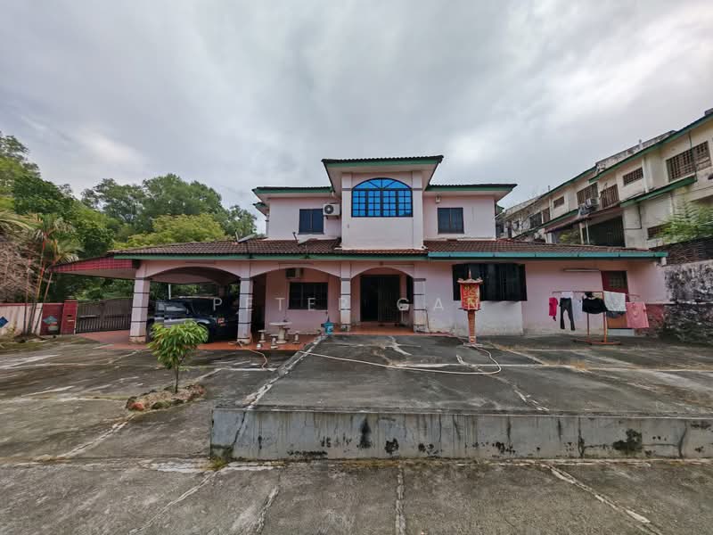 Rumah Teres untuk Dijual di Kuala Kangsar (Perak) - Peter Gan - Exterior - PropertyGuru.com.my