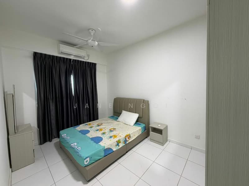 Service Residence for Sale at Sky Oasis Residence (Pangsapuri Oasis 1) - Jane Ngoi - Bedroom - PropertyGuru.com.my