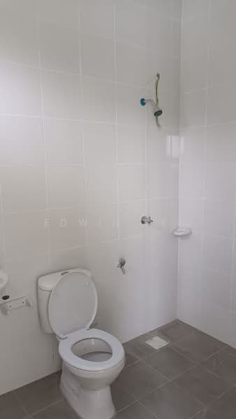 Rumah Teres 2 Tingkat untuk Dijual di Labu (Negeri Sembilan) - EDWIN KEE - Bathroom - PropertyGuru.com.my