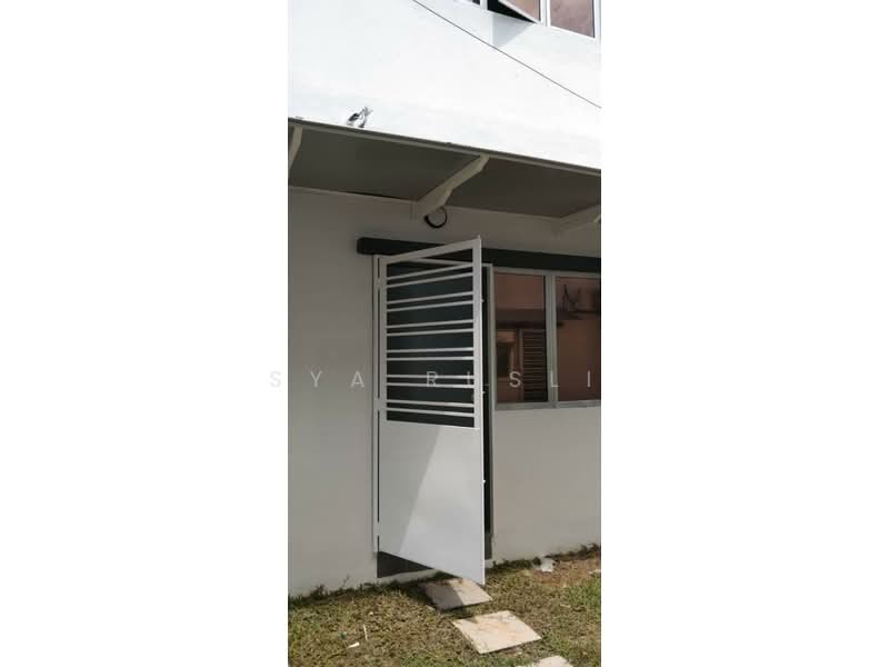 Townhouse for Rent in Dengkil (Selangor) - Sya Rusli - Exterior - PropertyGuru.com.my