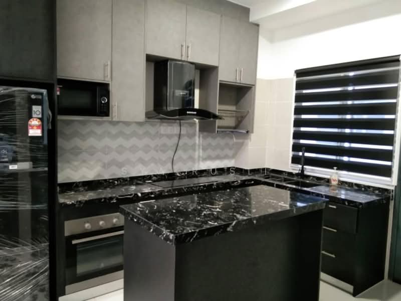 Townhouse for Rent in Dengkil (Selangor) - Sya Rusli - Kitchen - PropertyGuru.com.my