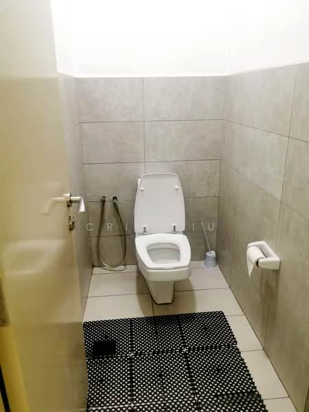 Office for Rent in Petaling Jaya (Selangor) - Cris Liu - Bathroom - PropertyGuru.com.my