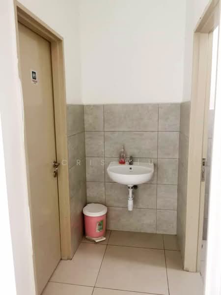 Office for Rent in Petaling Jaya (Selangor) - Cris Liu - Bathroom - PropertyGuru.com.my