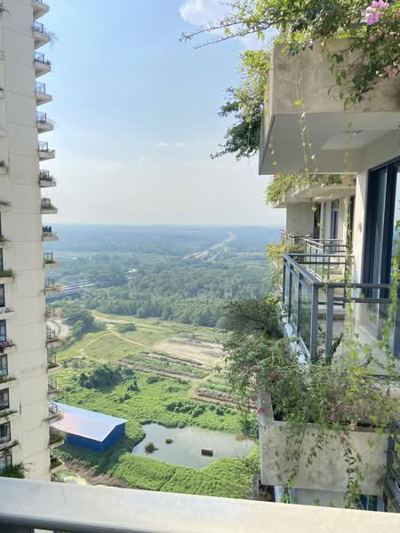 Apartment for Rent at Starview Bay @ Forest City - Alex Cheah - Balcony viewing - PropertyGuru.com.my
