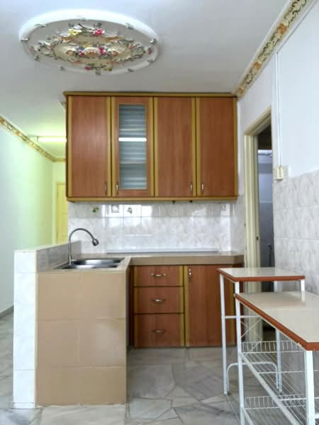 Apartment for Rent at Pangsapuri Sri Baiduri - Philip Ng - Kitchen - PropertyGuru.com.my