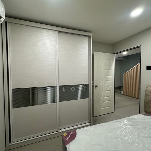 2-storey Terraced House for Rent in Taman Desaria (Petaling Jaya) - Hong Keat Loh - Bedroom - PropertyGuru.com.my