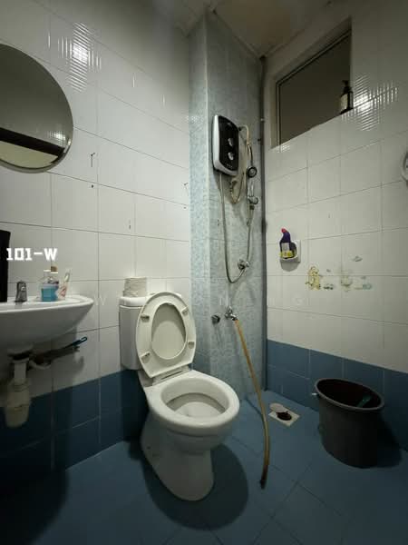 2-storey Terraced House for Sale in Bandar Parklands (Klang) - Wilson Ng - Bathroom - PropertyGuru.com.my