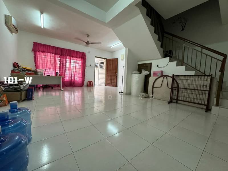 2-storey Terraced House for Sale in Bandar Parklands (Klang) - Wilson Ng - Living Room - PropertyGuru.com.my