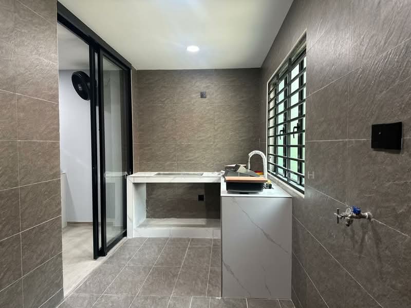2-storey Terraced House for Rent in Taman Desaria (Petaling Jaya) - Hong Keat Loh - Kitchen - PropertyGuru.com.my