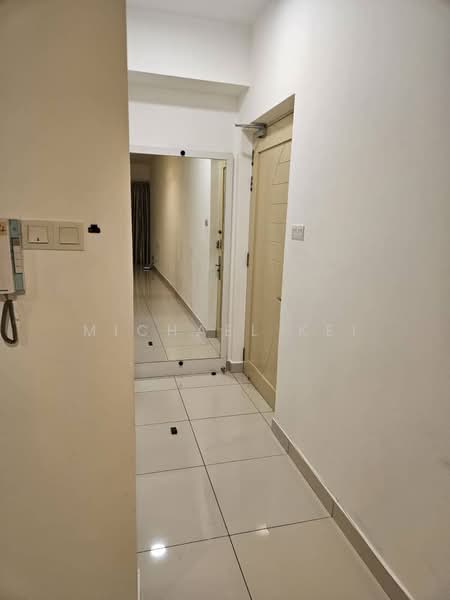 Servis Apartment untuk Dijual di Glomac Damansara - Michael Kei - Corridor - PropertyGuru.com.my