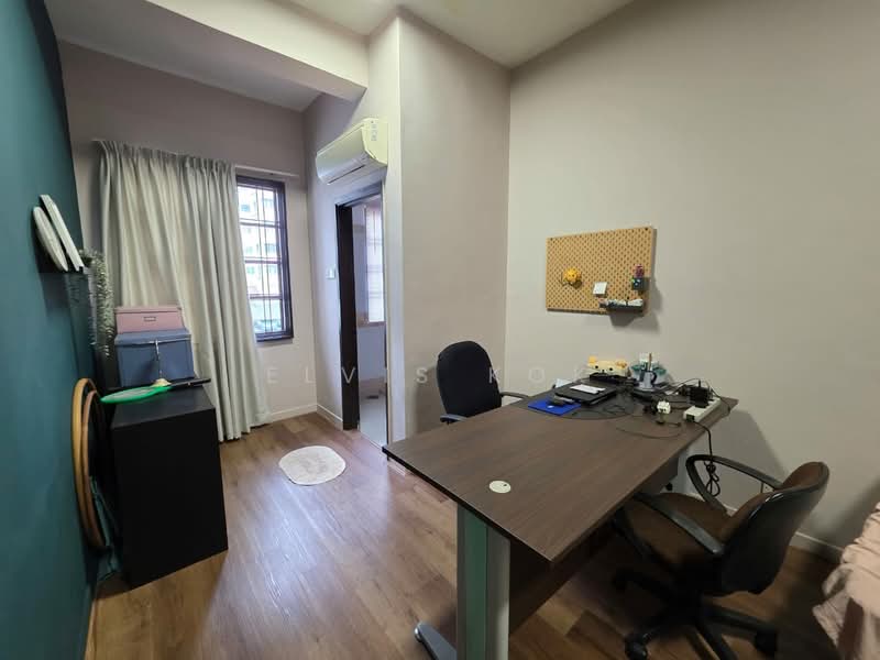 2.5-storey Terraced House for Sale in KL City Centre (Kuala Lumpur) - Elvis Kok - Study - PropertyGuru.com.my