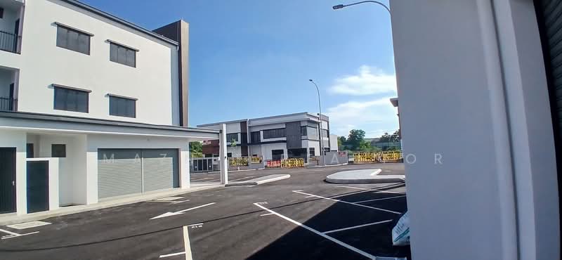Shop / Office for Rent in Setia Ecohill (Semenyih) - Maznee Realtor - Exterior - PropertyGuru.com.my