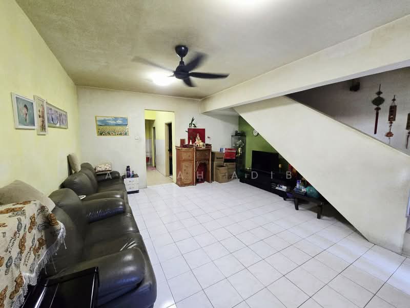 Rumah Teres 2 Tingkat untuk Dijual di Bandar Mahkota Cheras (Cheras) - Adilah Adib - Living Room - PropertyGuru.com.my