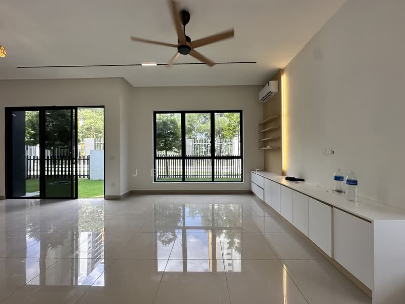 Semi-Detached House for Rent in Eco Ardence (Setia Alam) - Jess Tee - Living Room - PropertyGuru.com.my
