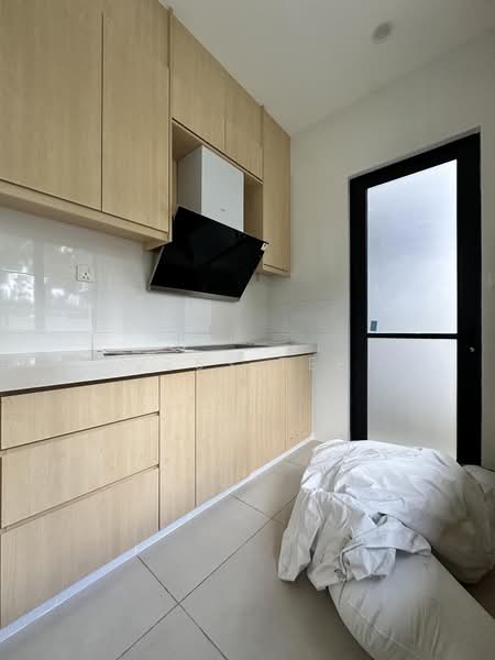 Semi-Detached House for Rent in Eco Ardence (Setia Alam) - Jess Tee - Kitchen - PropertyGuru.com.my