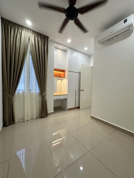 Semi-Detached House for Rent in Eco Ardence (Setia Alam) - Jess Tee - Bedroom - PropertyGuru.com.my