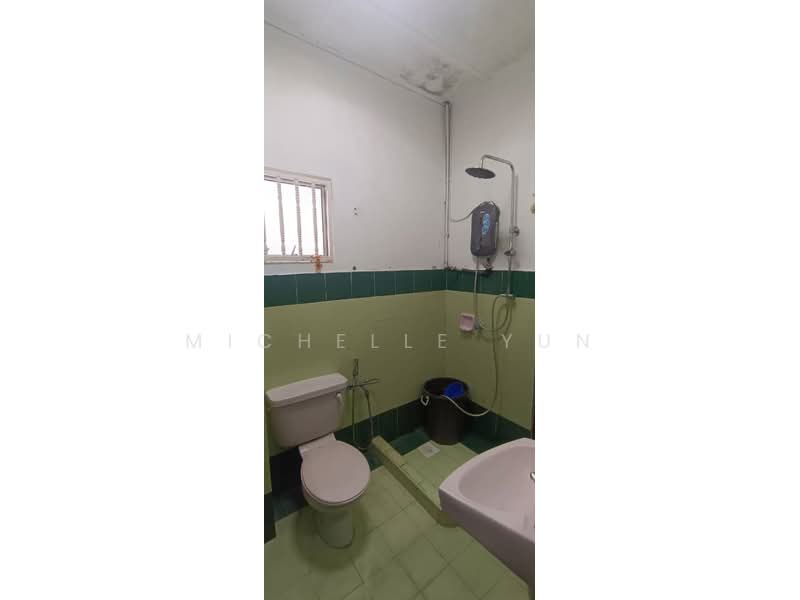 2-storey Terraced House for Sale in Bukit Indah (Ampang) - Michelle Yun - Bathroom - PropertyGuru.com.my