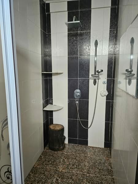 2-storey Terraced House for Rent in Seksyen 8 (Kota Damansara) - Carlos Ng - Bathroom - PropertyGuru.com.my